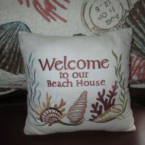 NWT "WELCOME TO OUR BEACH HOUSE" OCEAN THEME DECORATIVE EMBROIDERED THROW PILLOW